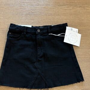 DL1961 new with tags, girls, black skirt, size 14 .